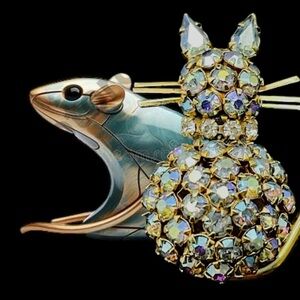 Vintage WARNER Aurora Borealis Rhinestone Cat Pin Brooch (imperfect)*
